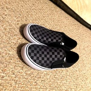 Black/grey checkered vans/ never worn/ very much in style